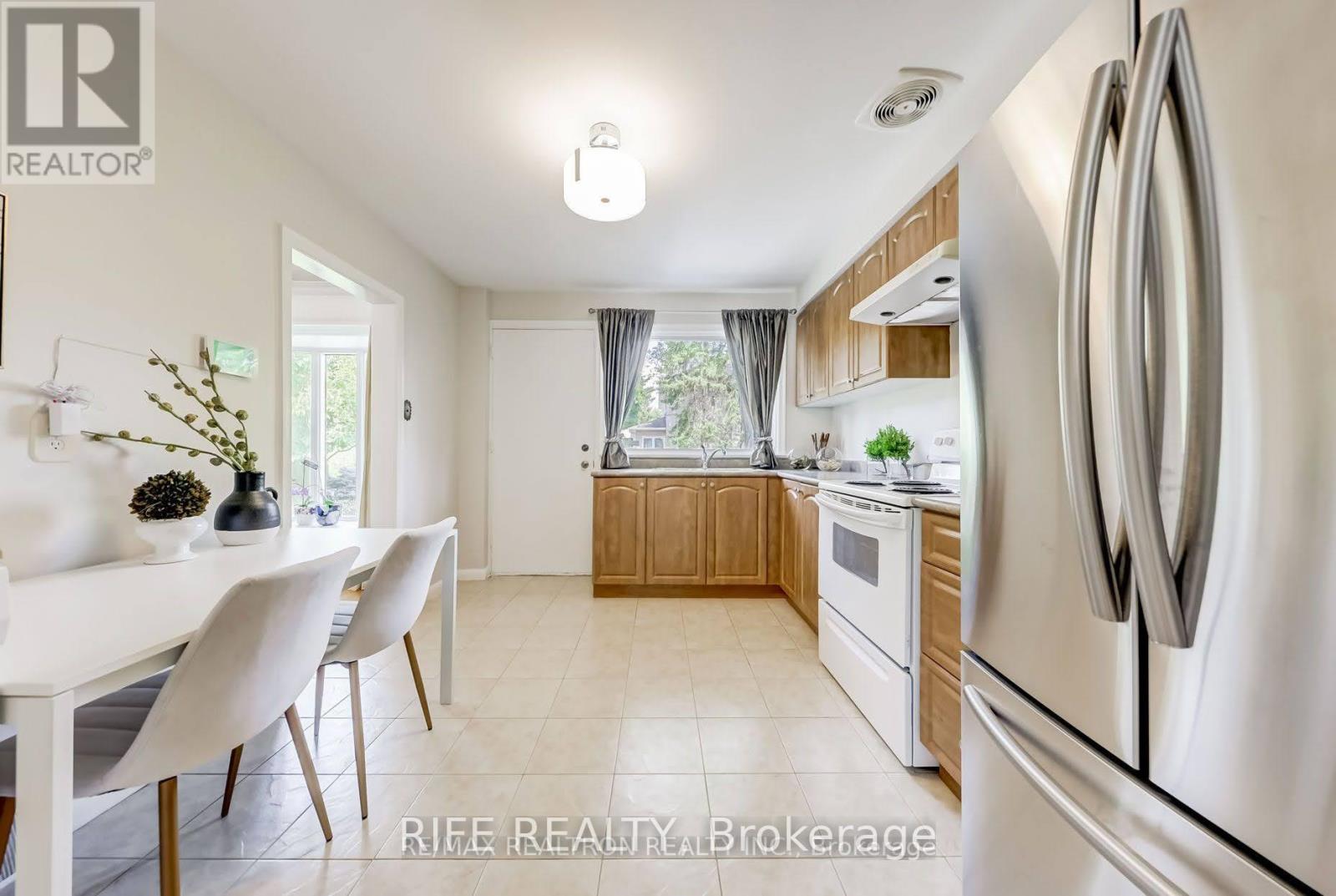 387 Willowdale Avenue, Toronto, Ontario  M2N 5A8 - Photo 11 - C12694296