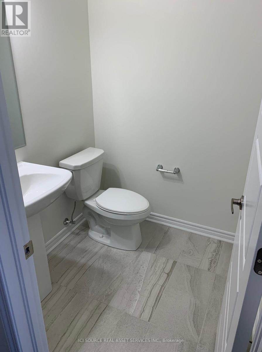 1 - 67 Fiesta Way, Whitby, Ontario  L1P 1Y5 - Photo 13 - E12665062