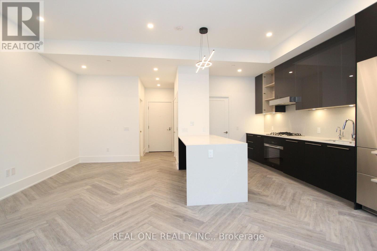 122w - 8 Cedarland Drive, Markham, Ontario  L6G 0H4 - Photo 8 - N12693616