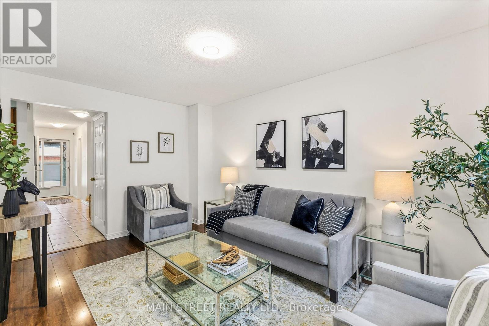 873 Playter Crescent, Newmarket, Ontario  L3X 1W8 - Photo 6 - N12694190