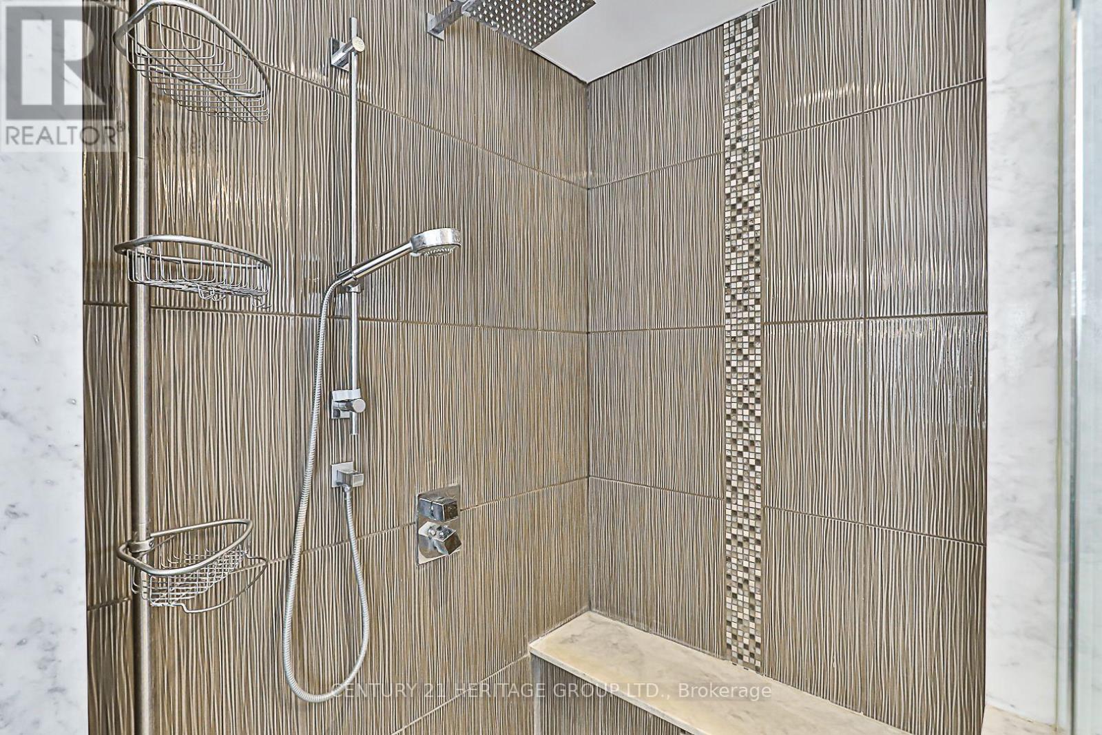 310 Chambers Crescent, Newmarket, Ontario  L3X 1T2 - Photo 18 - N12694220