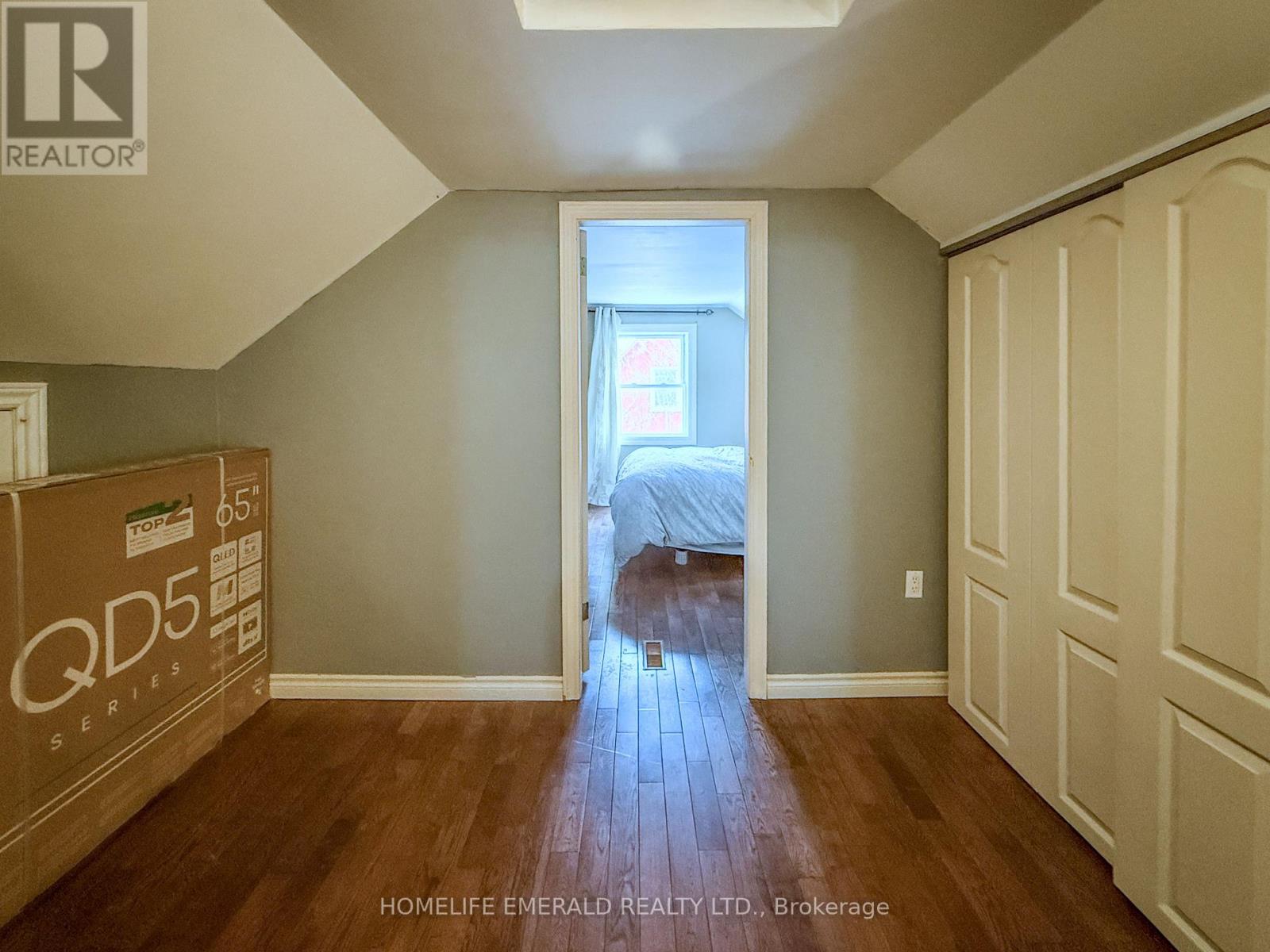 11 Centre Street, Essa, Ontario  L0M 1B0 - Photo 26 - N12694202