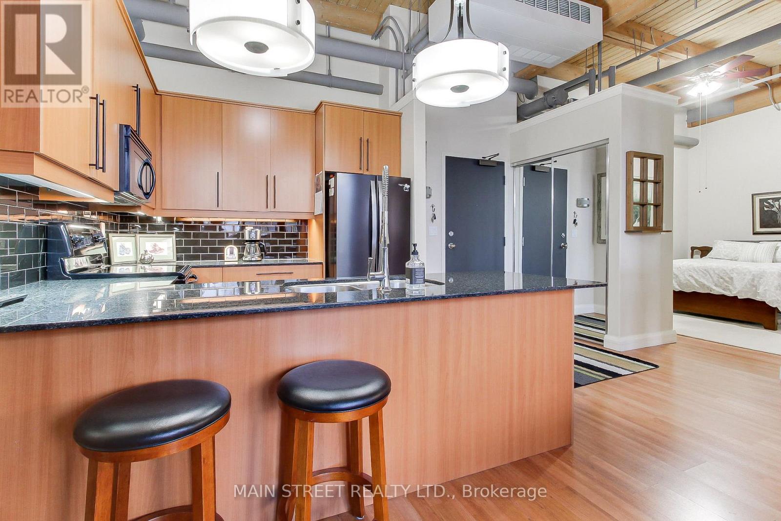 318 - 543 Timothy Street, Newmarket, Ontario  L3Y 1R1 - Photo 6 - N12694294