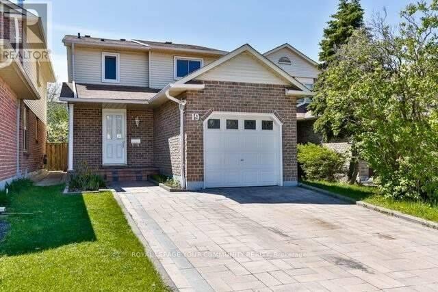 19 TROYER COURT, Vaughan, Ontario