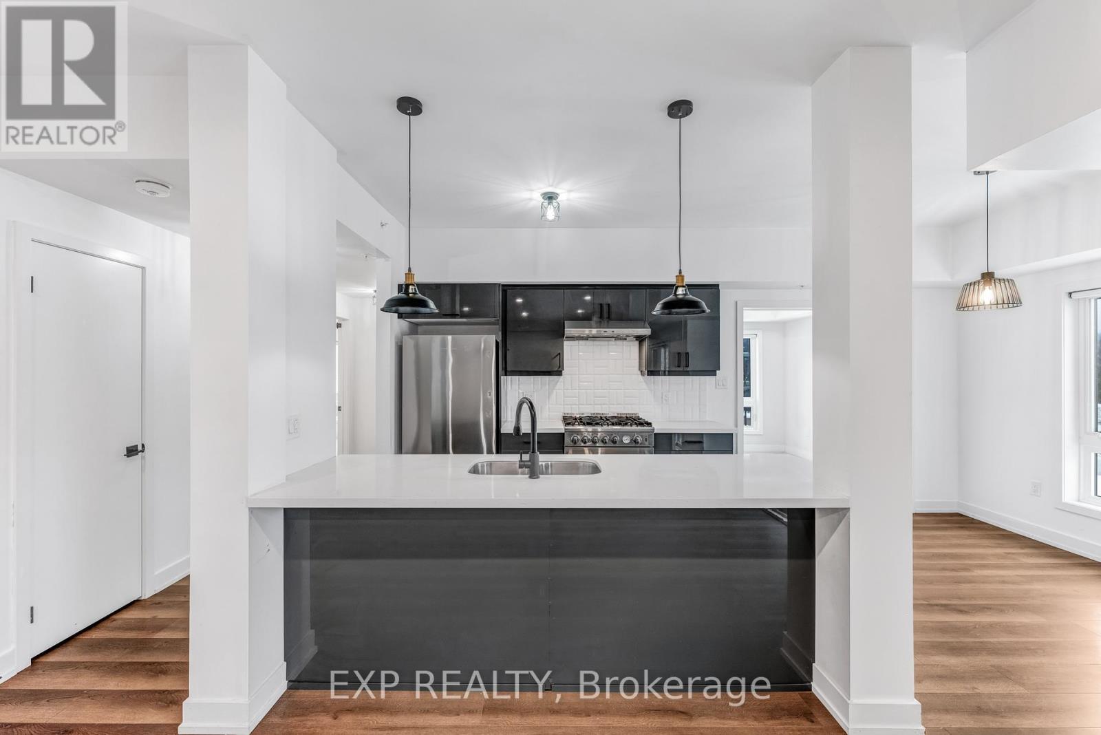 101 - 4 Spice Way, Barrie, Ontario  L9J 0M2 - Photo 13 - S12694236