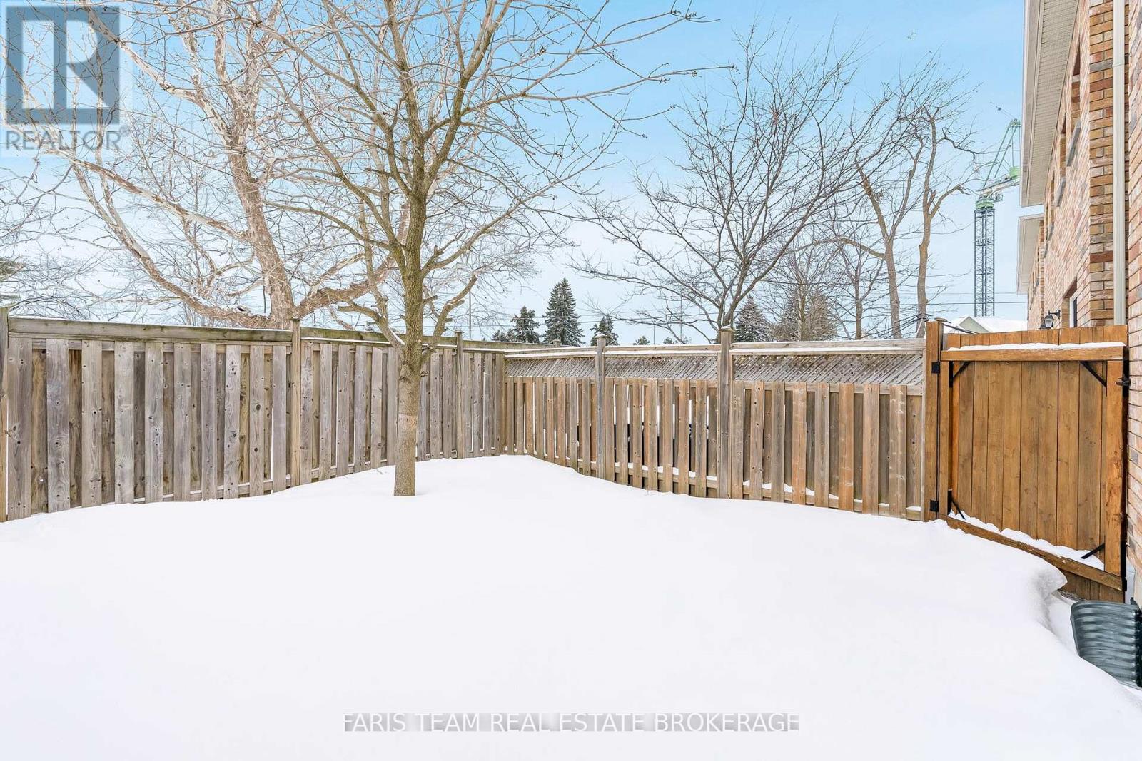 37 Southwoods Crescent, Barrie, Ontario  L4N 9P8 - Photo 24 - S12694266