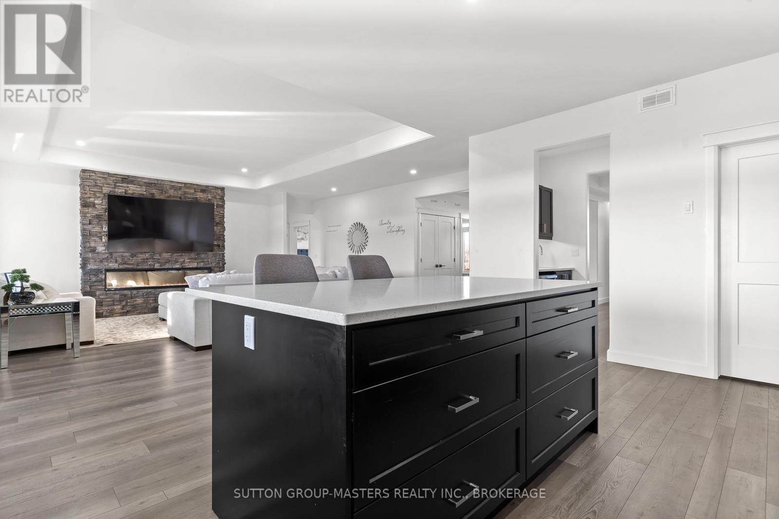 119 Hineman Street, Kingston (City North Of 401), Ontario  K7L 0G2 - Photo 17 - X12694208