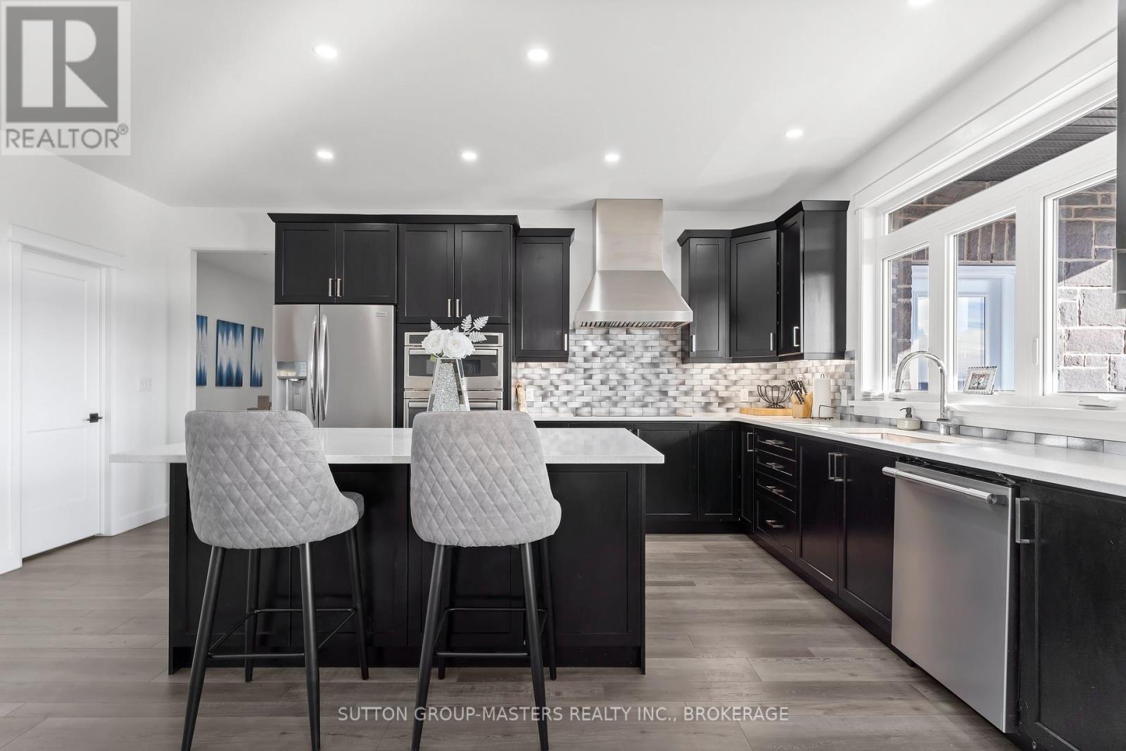 119 Hineman Street, Kingston (City North Of 401), Ontario  K7L 0G2 - Photo 12 - X12694208