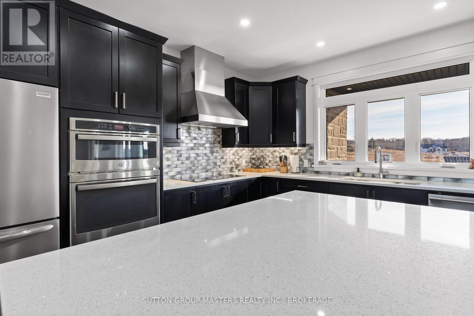 119 Hineman Street, Kingston (City North Of 401), Ontario  K7L 0G2 - Photo 15 - X12694208