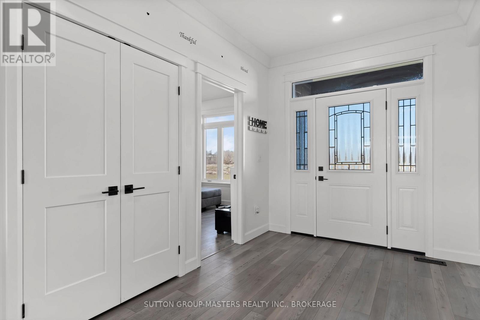 119 Hineman Street, Kingston (City North Of 401), Ontario  K7L 0G2 - Photo 2 - X12694208