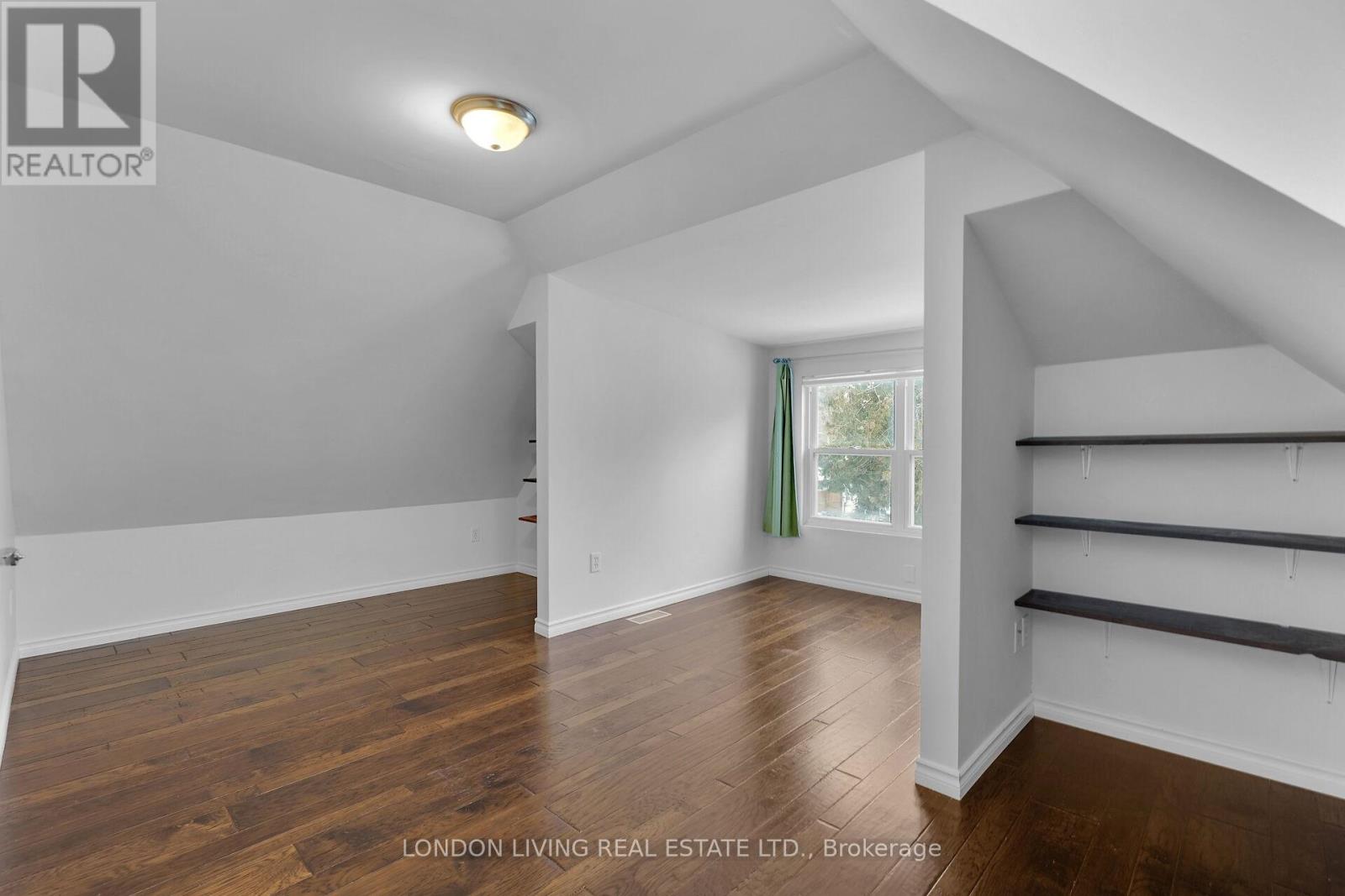 182 Briscoe Street E, London South, Ontario  N6C 1X3 - Photo 30 - X12690768