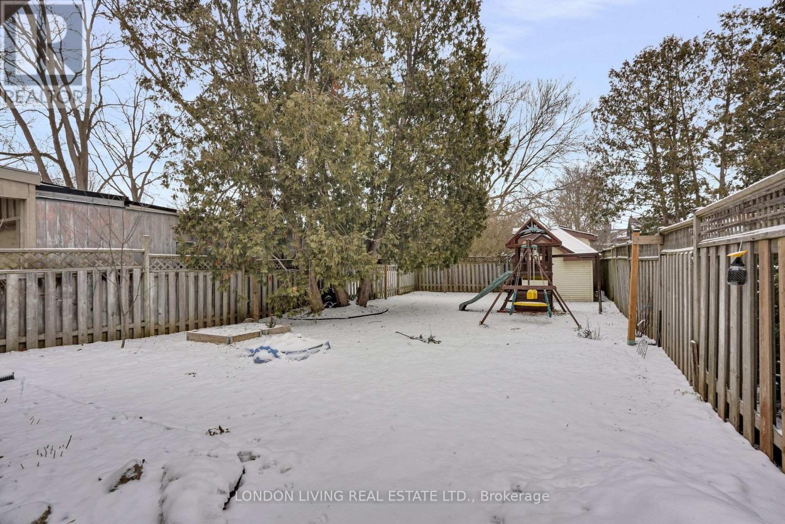 182 Briscoe Street E, London South, Ontario  N6C 1X3 - Photo 40 - X12690768