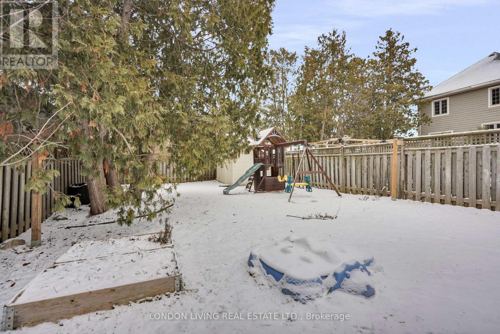 182 Briscoe Street E, London South, Ontario  N6C 1X3 - Photo 41 - X12690768