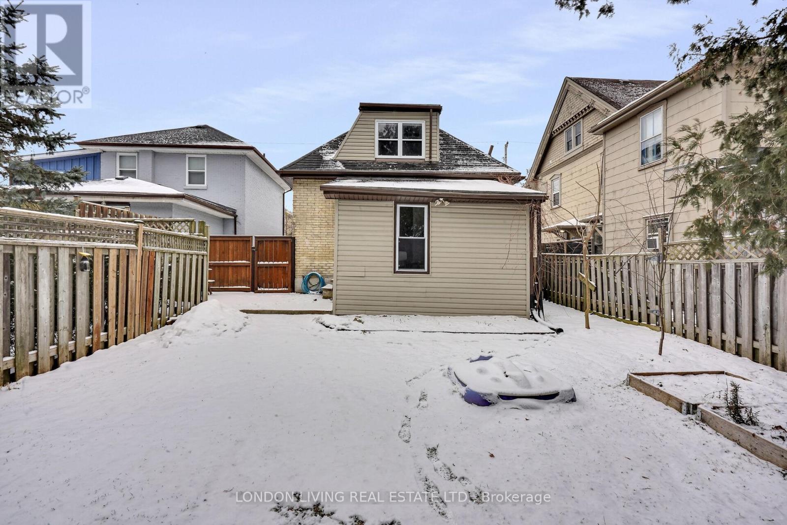 182 Briscoe Street E, London South, Ontario  N6C 1X3 - Photo 44 - X12690768