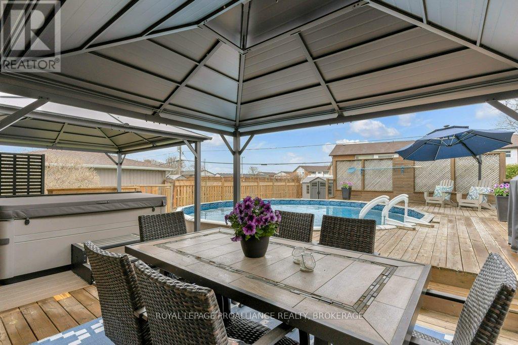 50 Princeton Place, Loyalist, Ontario  K7N 1E6 - Photo 40 - X12694210