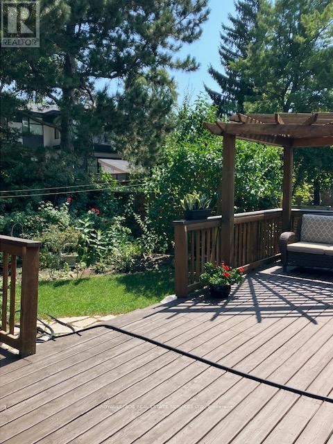 15 Cosmo Road, Toronto, Ontario  M8X 1Z3 - Photo 43 - W12565390