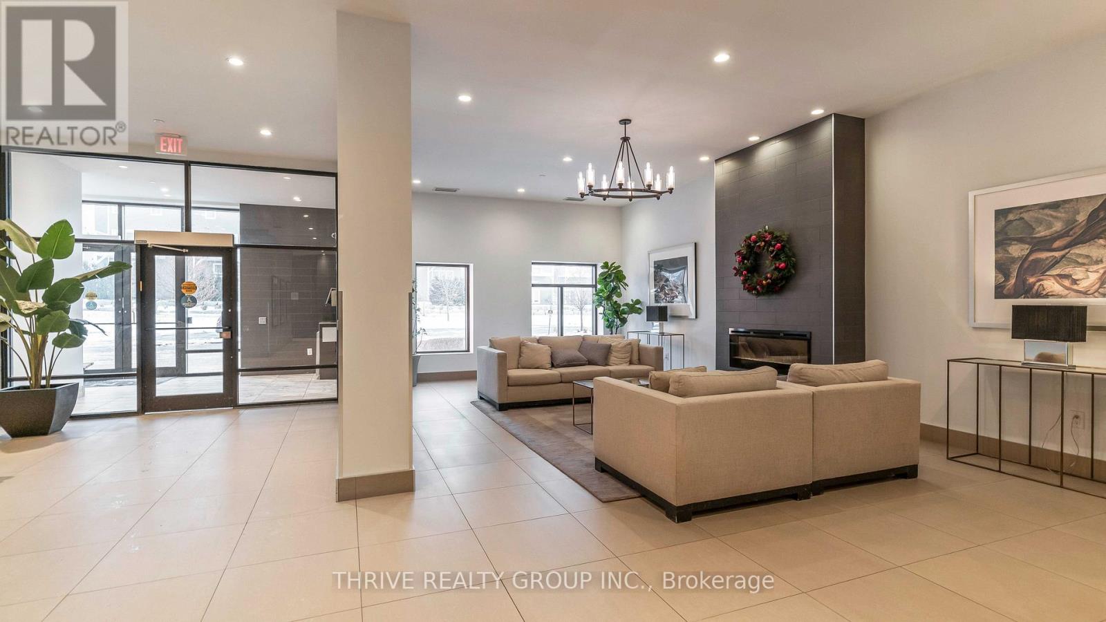 Photo 3 of 45 for 401 - 240 Villagewalk Boulevard