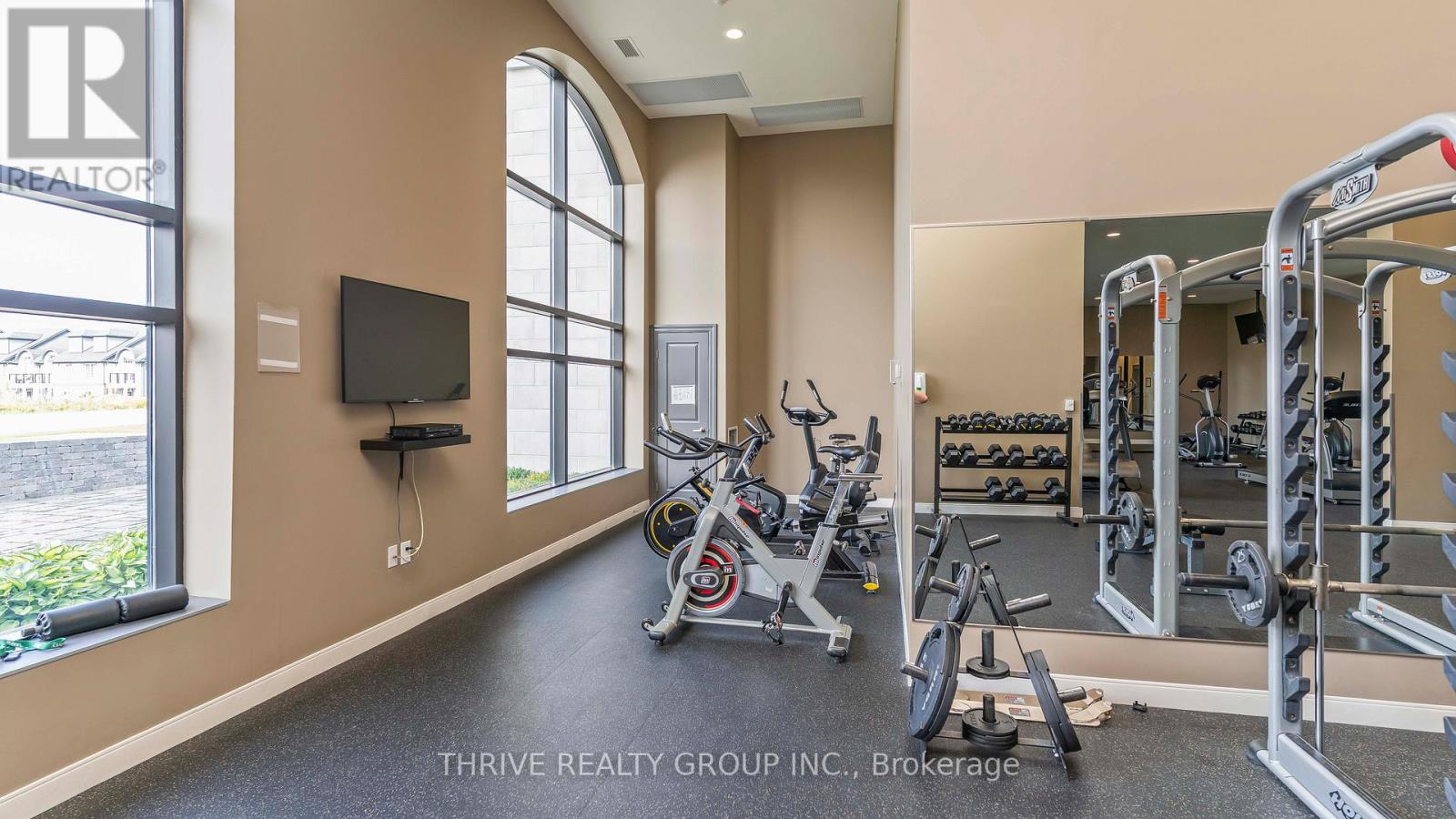 Photo 34 of 45 for 401 - 240 Villagewalk Boulevard