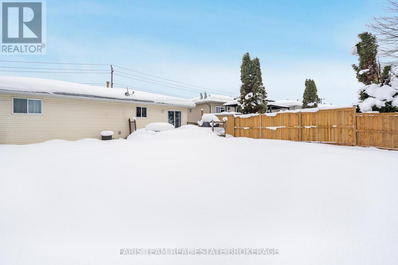 214 Huronia Road, Barrie, Ontario  L4N 8A7 - Photo 34 - S12694276