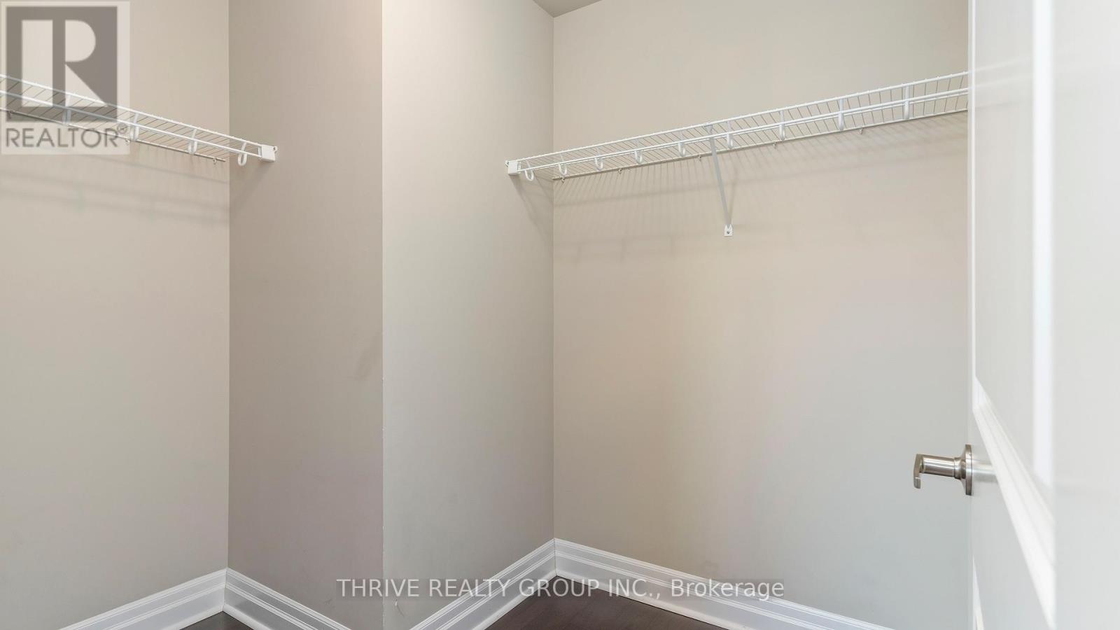 401 - 240 Villagewalk Boulevard, London North, Ontario  N6G 0P6 - Photo 24 - X12694306