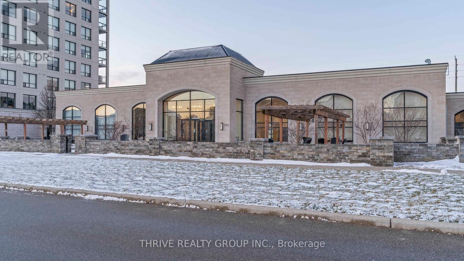 401 - 240 Villagewalk Boulevard, London North, Ontario  N6G 0P6 - Photo 28 - X12694306