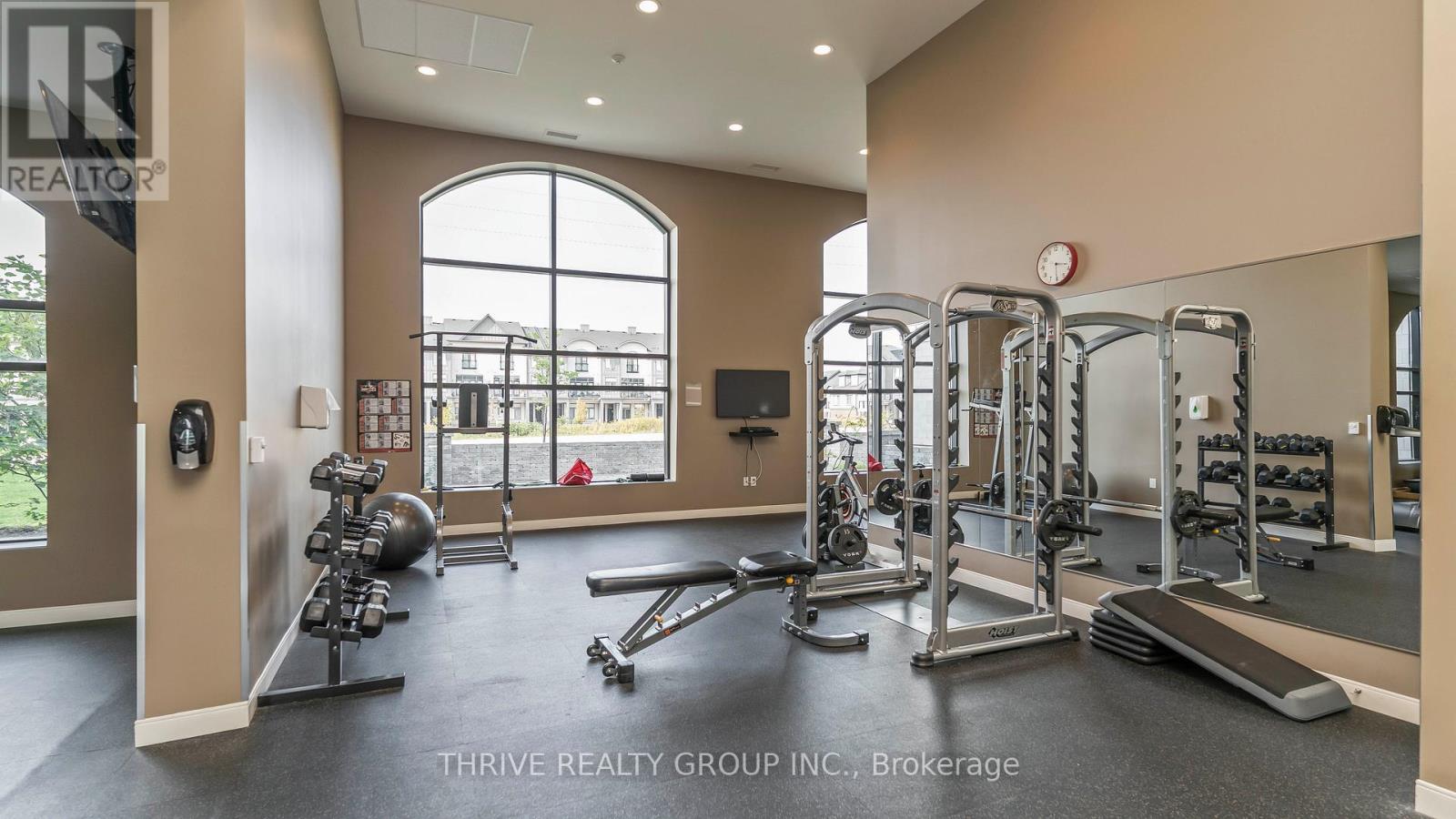 401 - 240 Villagewalk Boulevard, London North, Ontario  N6G 0P6 - Photo 33 - X12694306