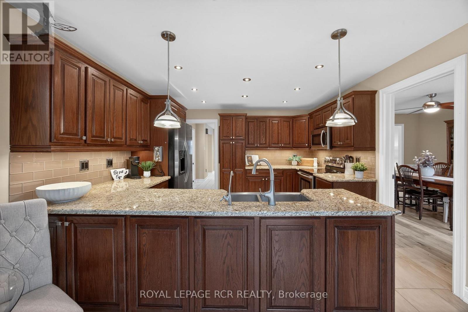 223 Kensington Place, Orangeville, Ontario  L9W 4G6 - Photo 7 - W12694118