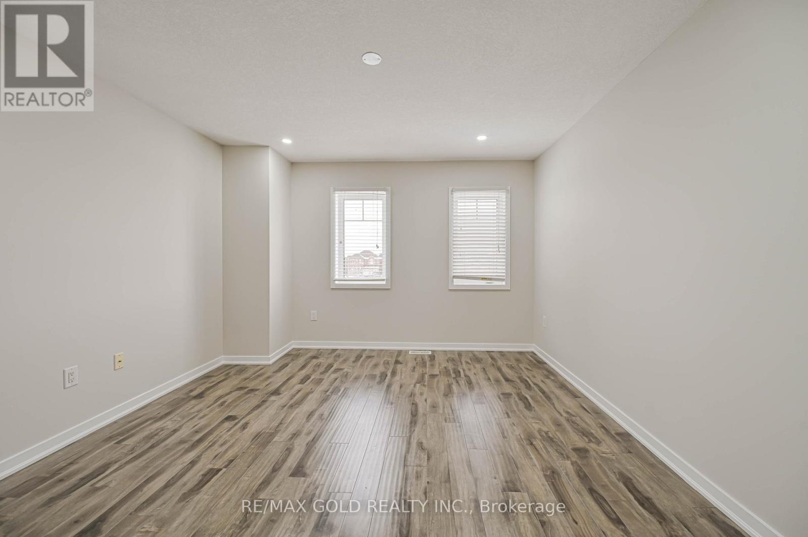 94 Golden Springs Drive, Brampton, Ontario  L7A 4N6 - Photo 21 - W12694128