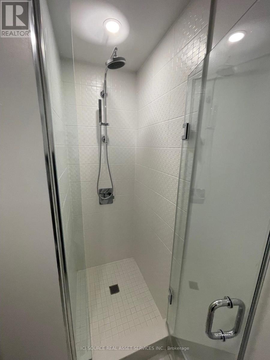 305 - 65 Annie Craig Drive, Toronto, Ontario  M8V 0G3 - Photo 11 - W12694130