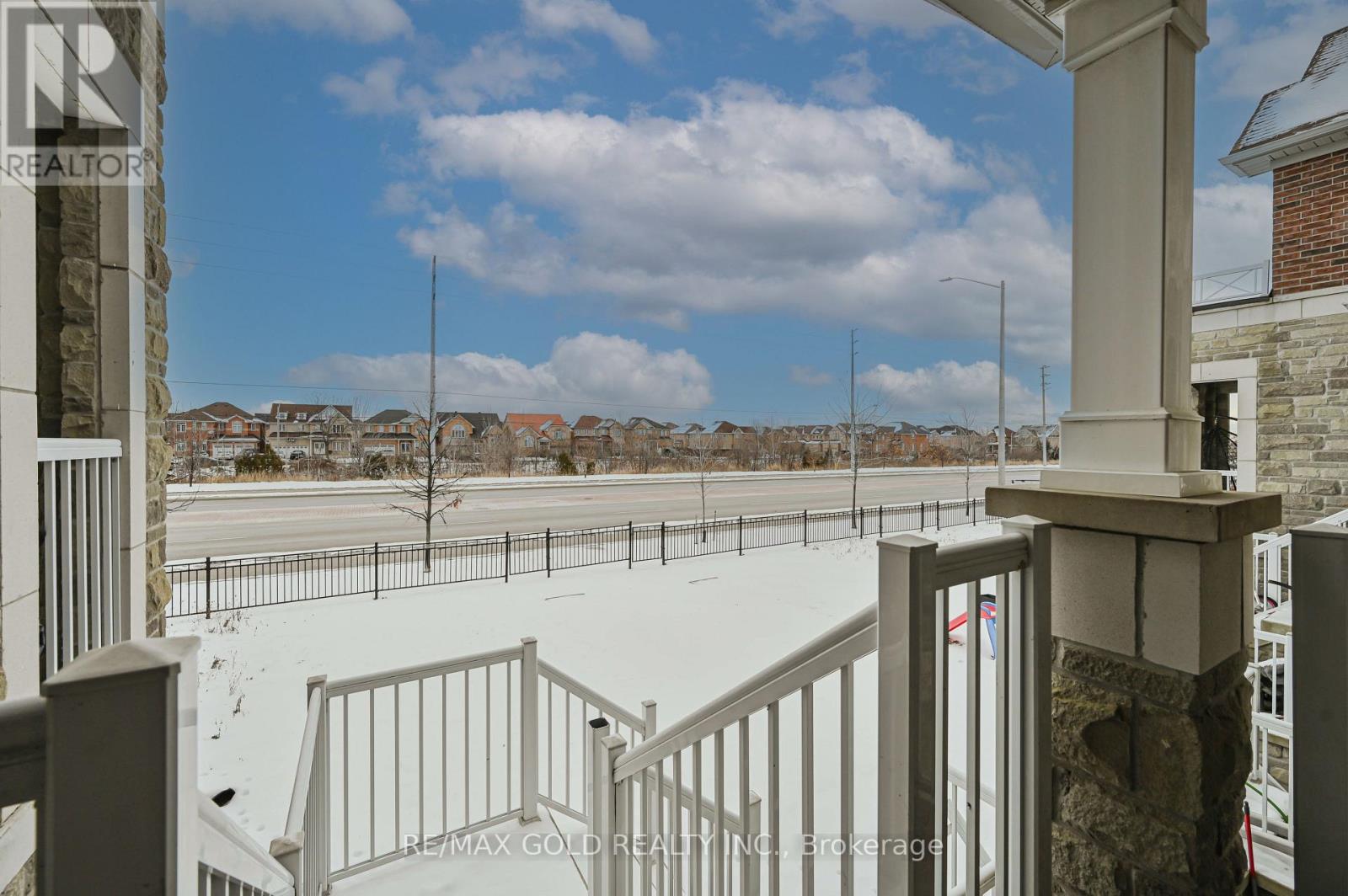 94 Golden Springs Drive, Brampton, Ontario  L7A 4N6 - Photo 40 - W12694128