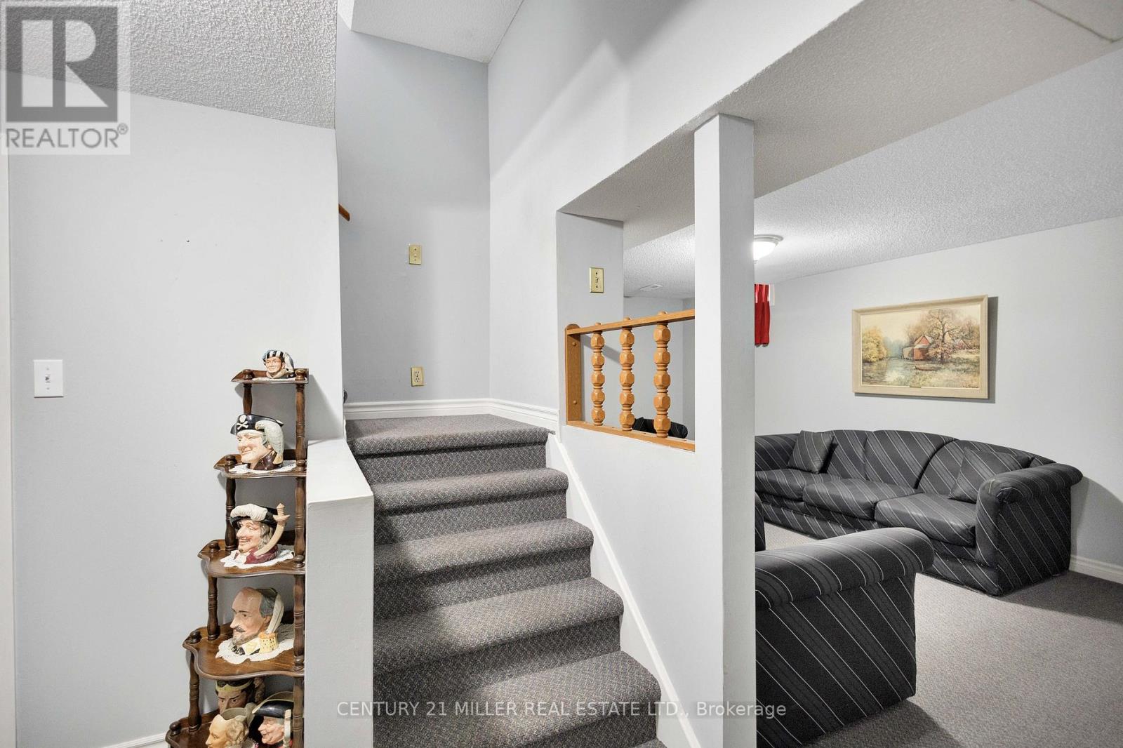 2185 Vista Drive, Burlington, Ontario  L7M 3N7 - Photo 19 - W12694144