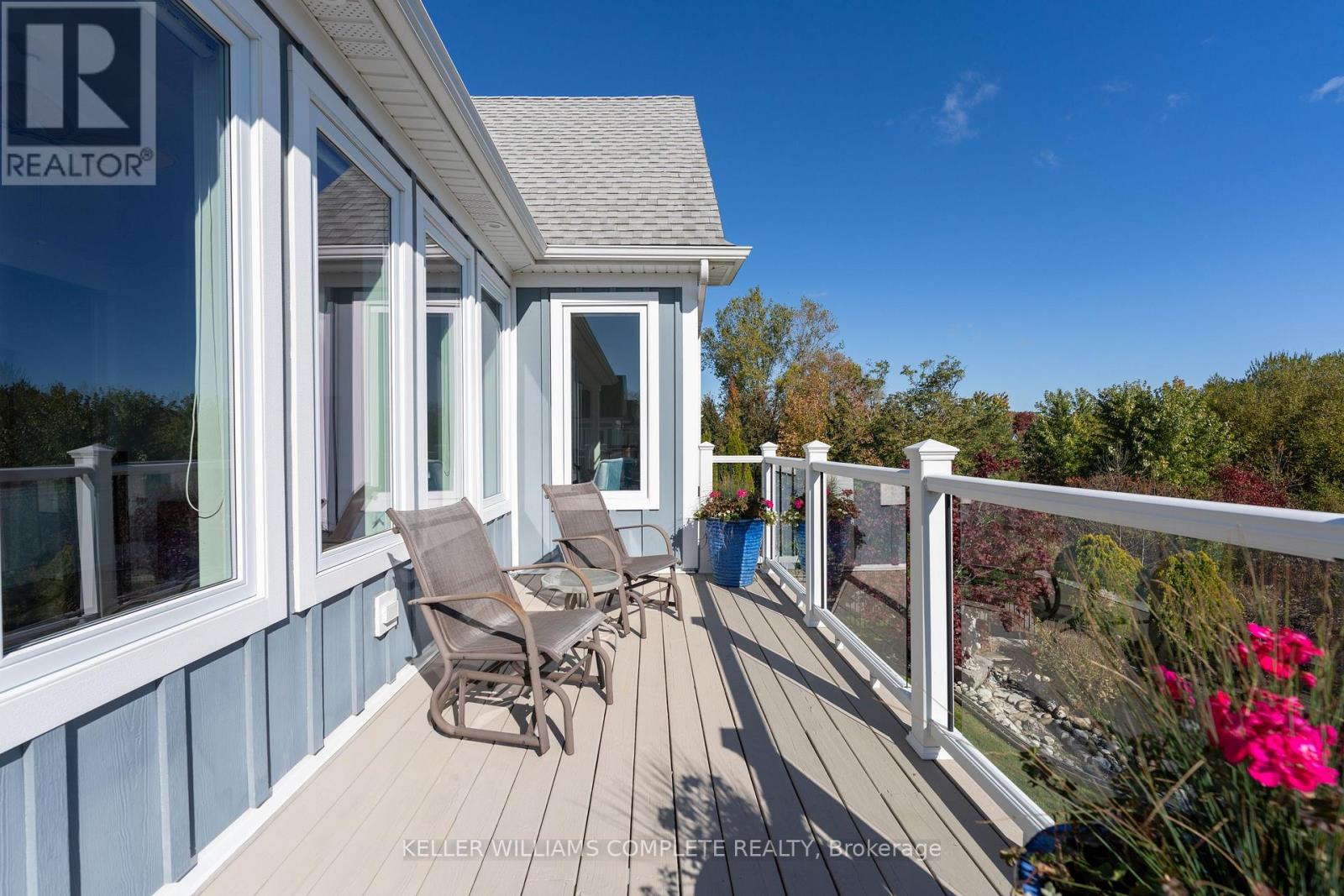 110 Sunrise Court, Fort Erie, Ontario  L0S 1N0 - Photo 34 - X12511270