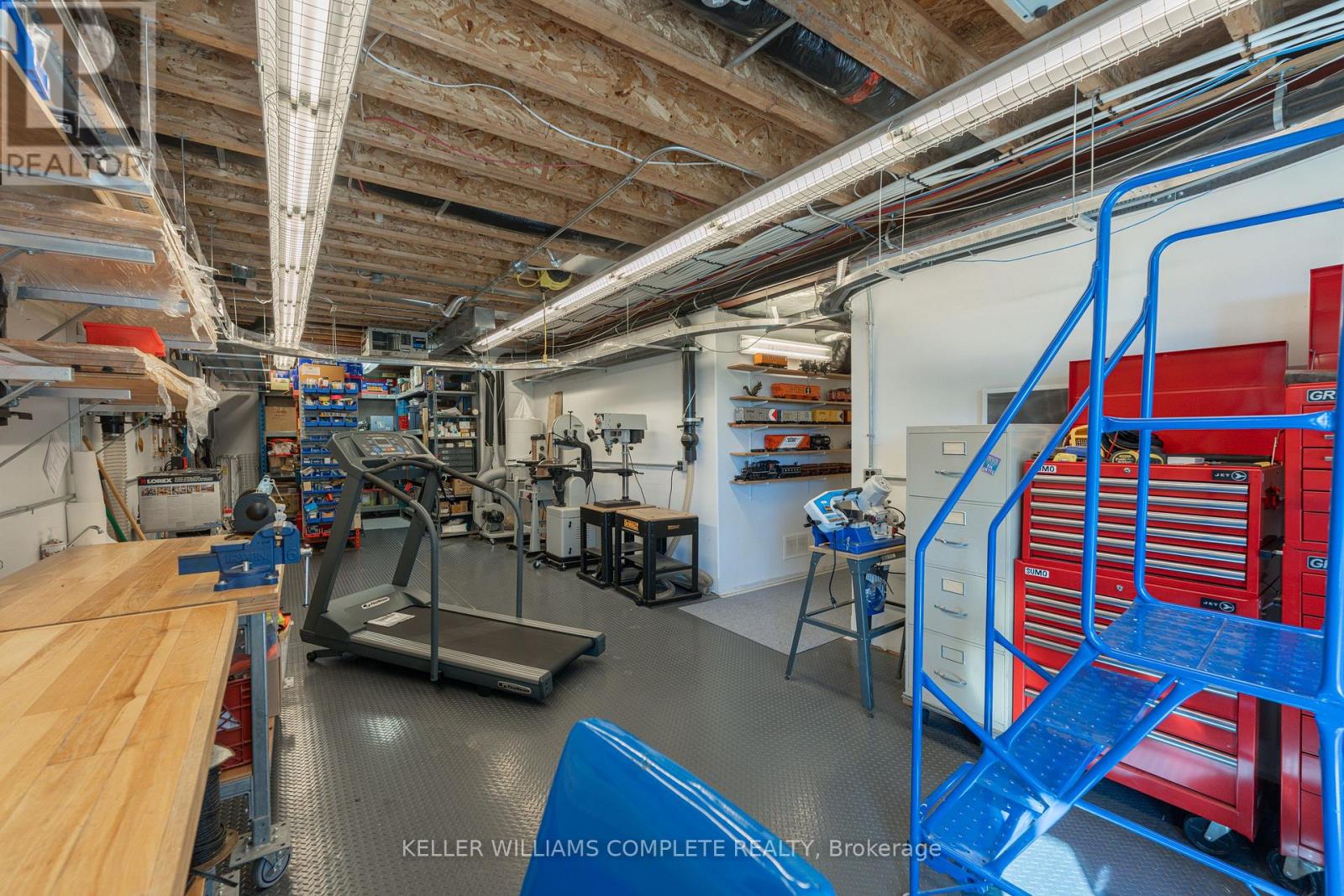 110 Sunrise Court, Fort Erie, Ontario  L0S 1N0 - Photo 30 - X12511270