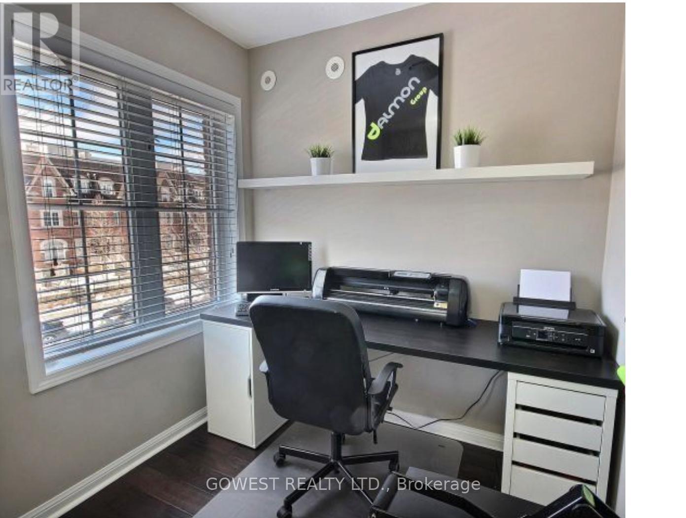 5 - 614 Shoreline Drive, Mississauga, Ontario  L5B 0A8 - Photo 4 - W12694214