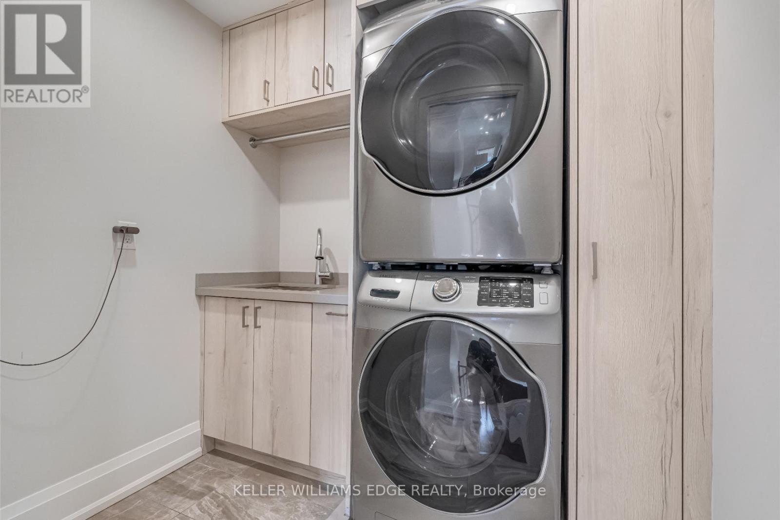 6 Credit Street, Halton Hills, Ontario  L7G 2W1 - Photo 19 - W12694216