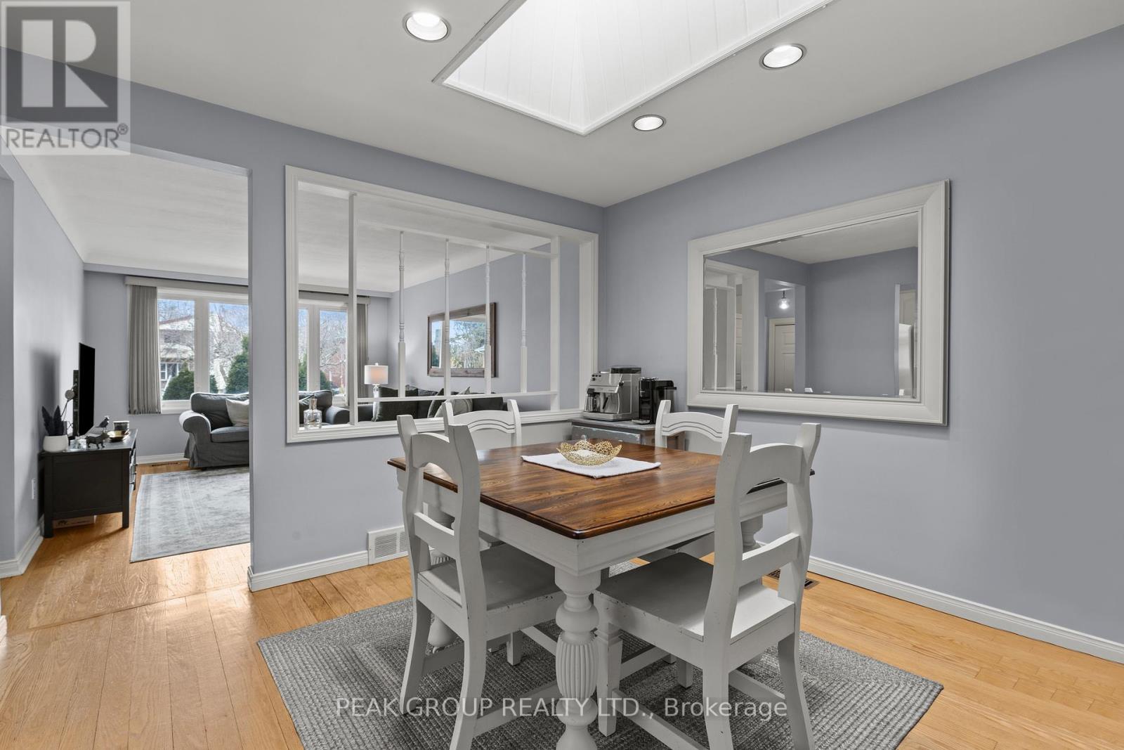 8 Holden Street, St. Catharines, Ontario  L2M 4V2 - Photo 7 - X12694052