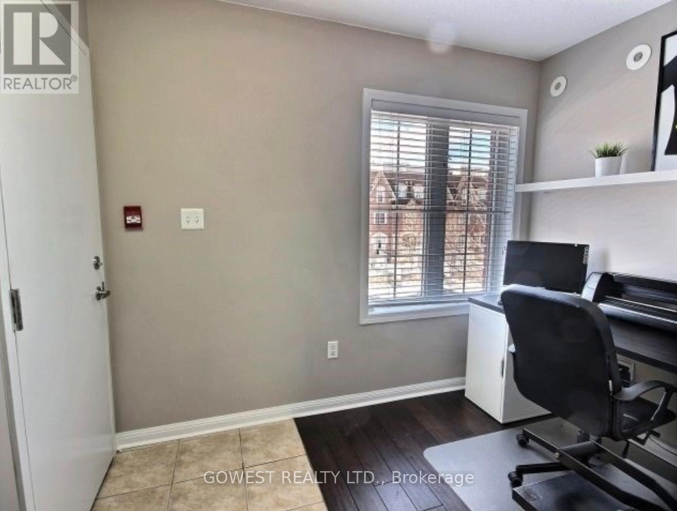 5 - 614 Shoreline Drive, Mississauga, Ontario  L5B 0A8 - Photo 5 - W12694214