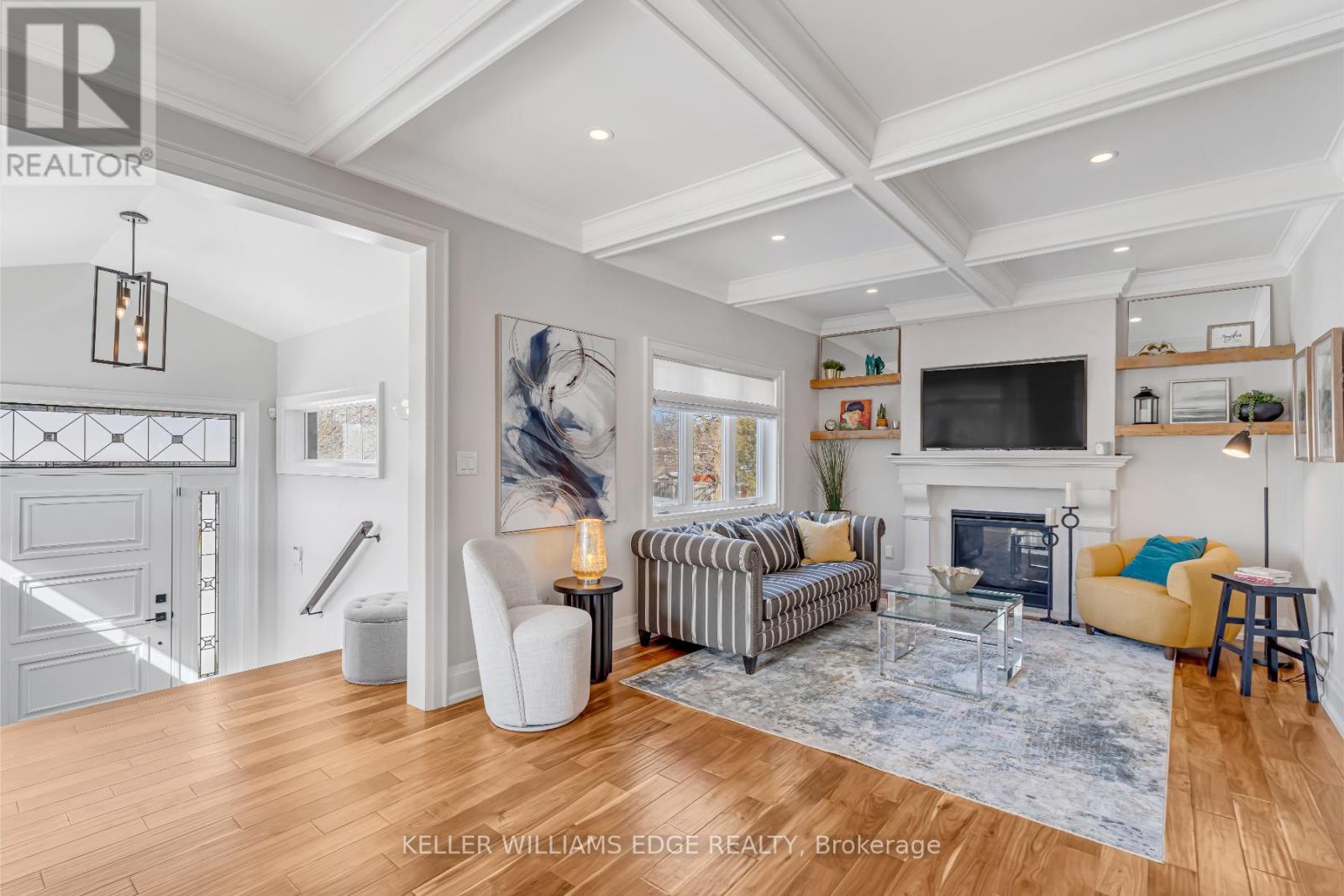 6 Credit Street, Halton Hills, Ontario  L7G 2W1 - Photo 5 - W12694216