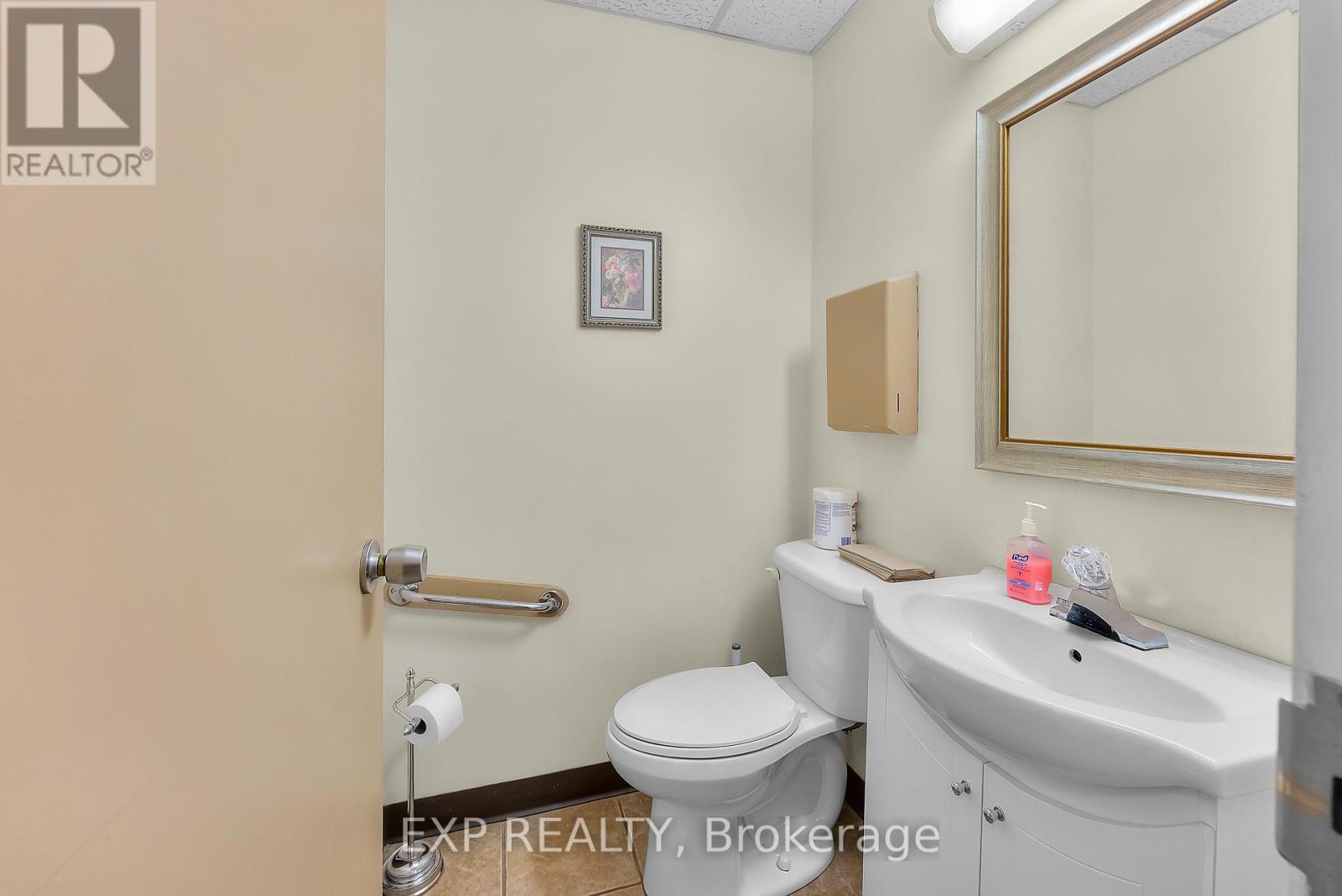 603-604 - 5400 Portage Road, Niagara Falls, Ontario  L2G 5X7 - Photo 17 - X12694138