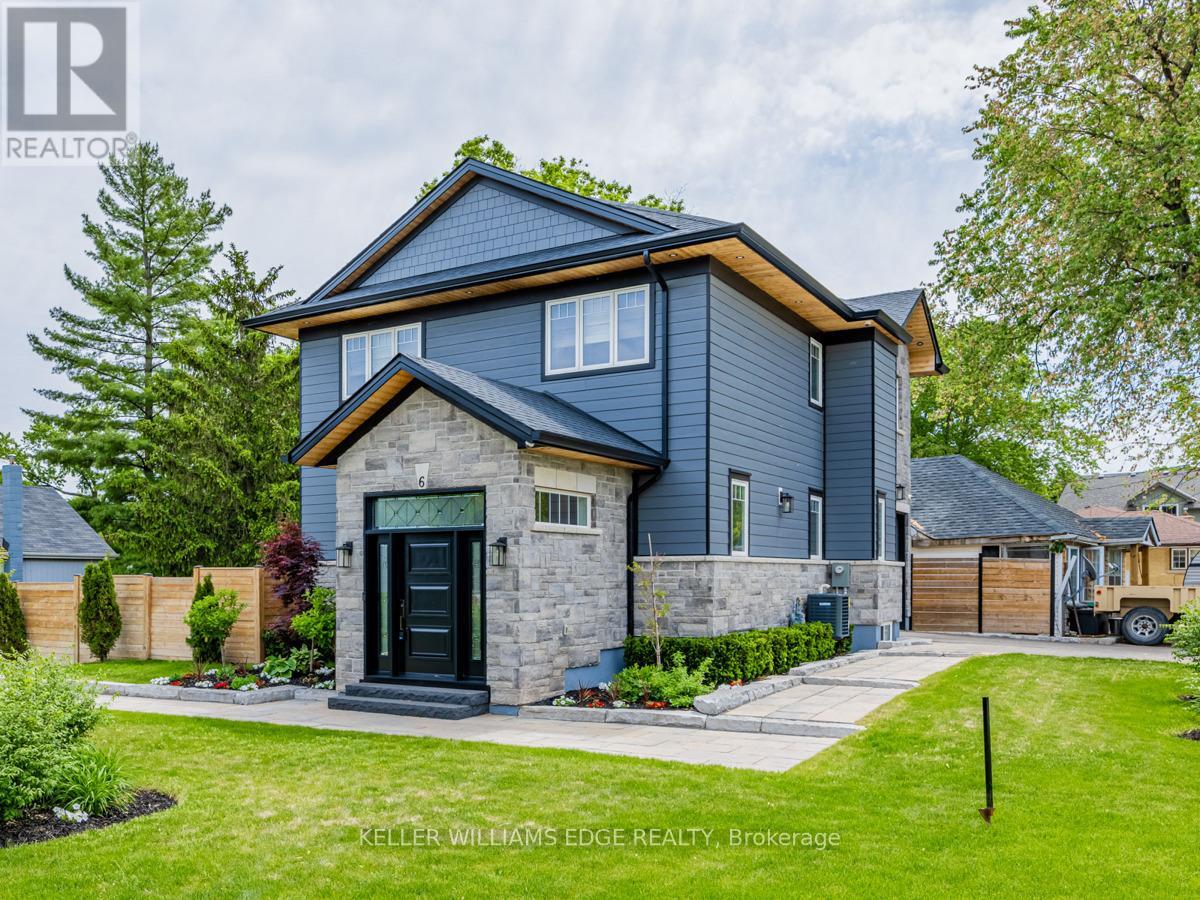 6 Credit Street, Halton Hills, Ontario  L7G 2W1 - Photo 2 - W12694216