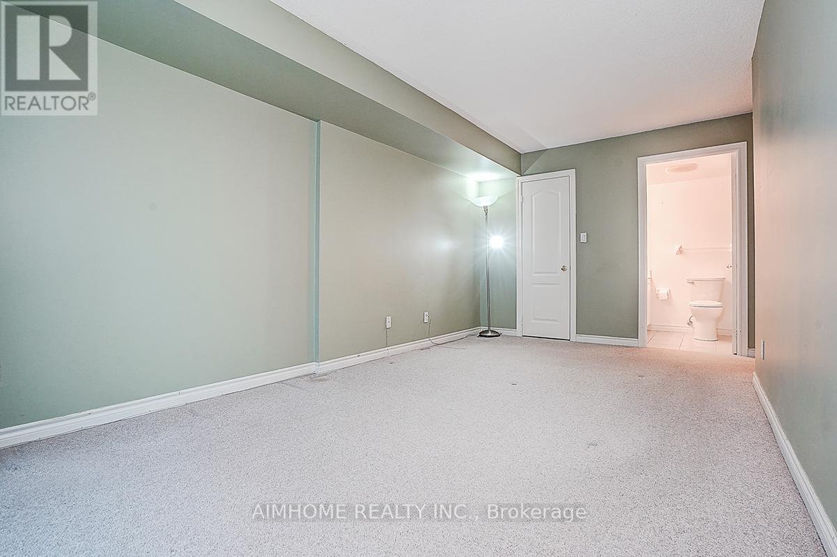 2111 Lake Shore Boulevard W, Toronto, Ontario  M8V 4B2 - Photo 12 - W12694246