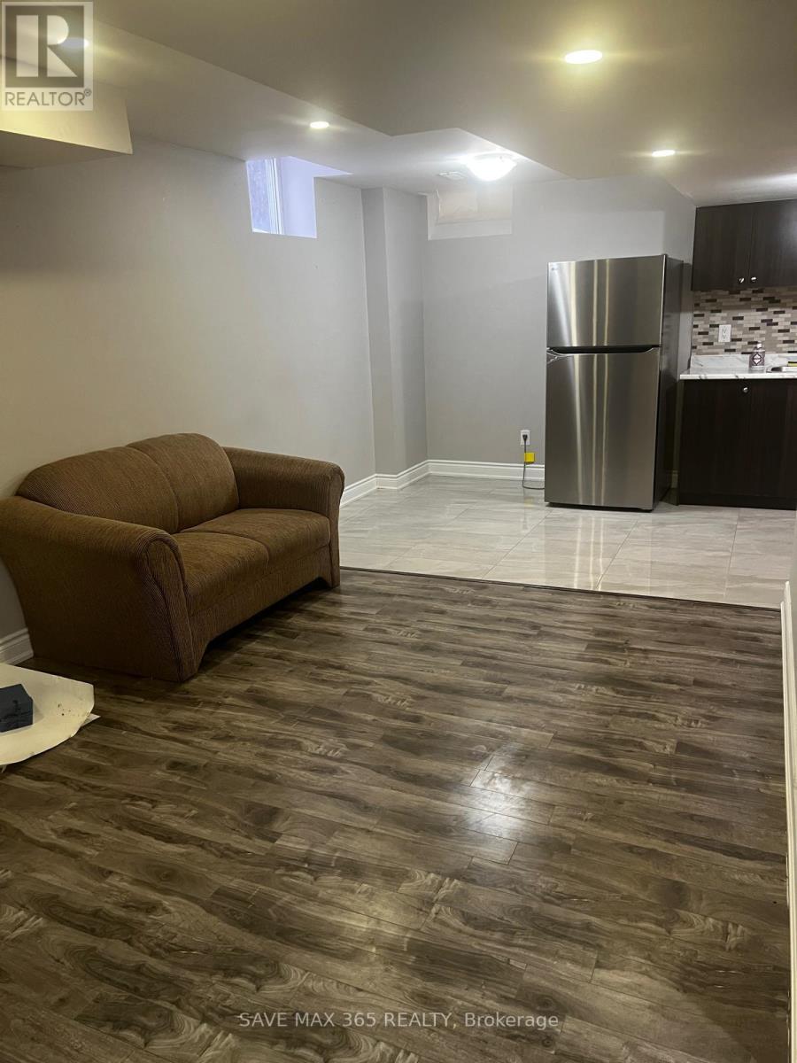 Bsmt - 3048 Workman Drive, Mississauga, Ontario  L5M 6J9 - Photo 3 - W12694222