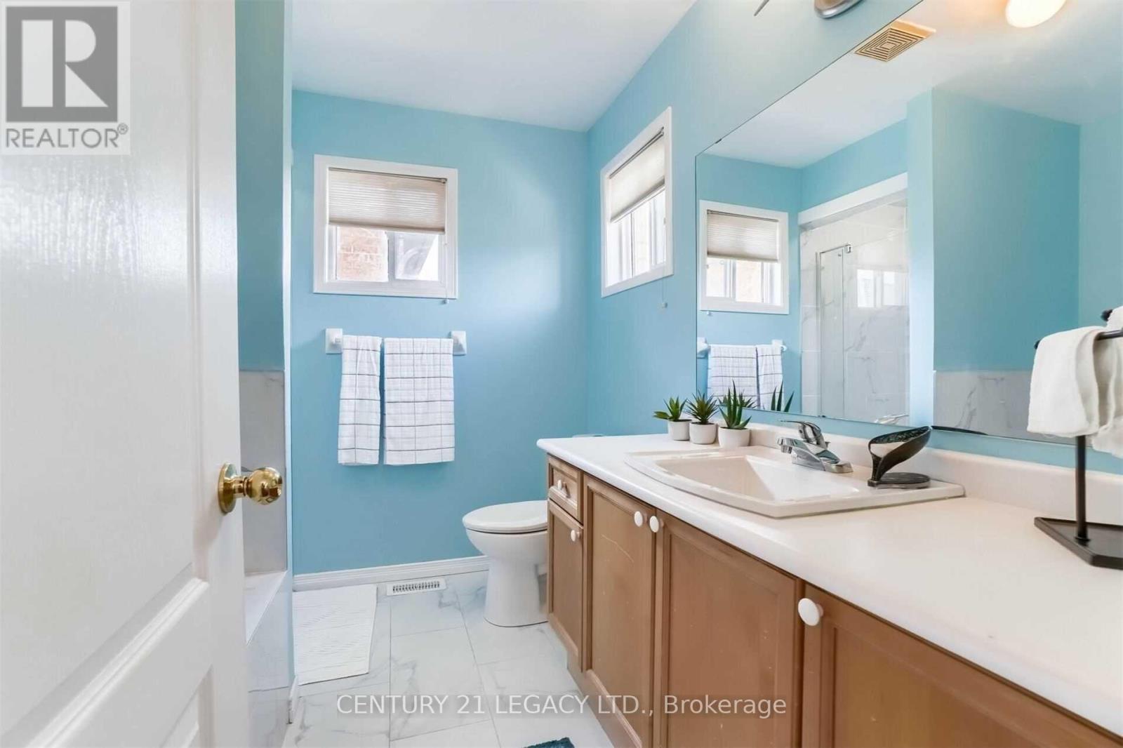 24 Ashmere Road, Brampton, Ontario  L7A 1W9 - Photo 11 - W12694262