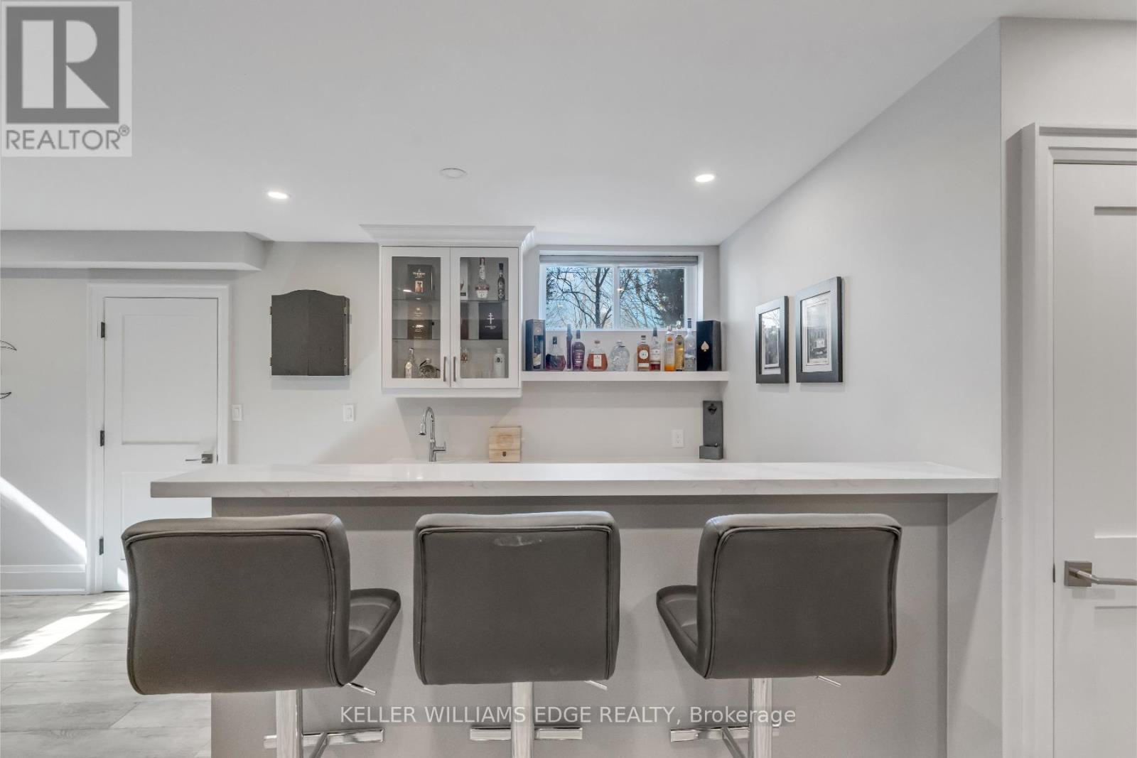 6 Credit Street, Halton Hills, Ontario  L7G 2W1 - Photo 21 - W12694216