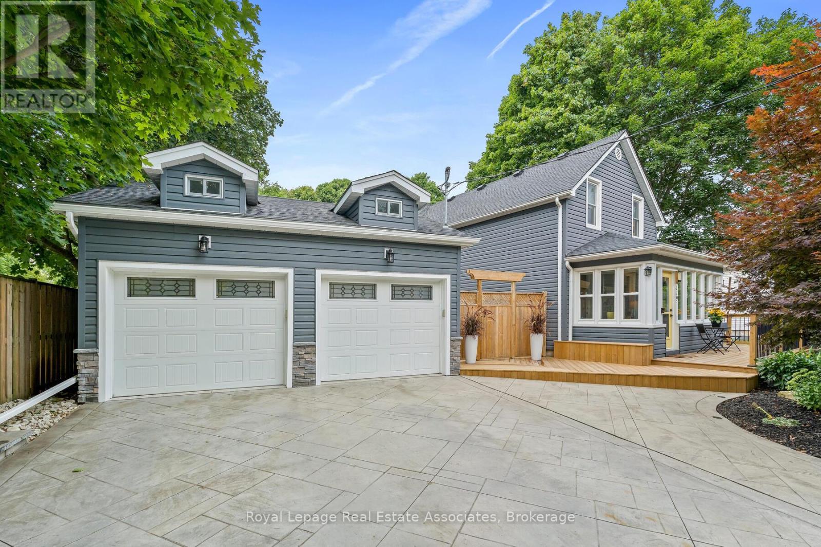 119 CRESCENT STREET, Halton Hills, Ontario