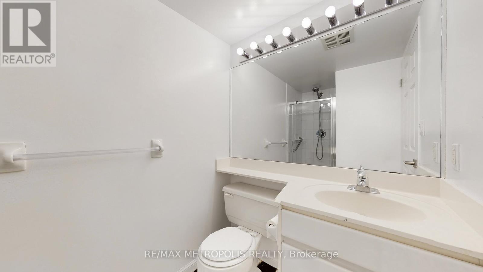 611 - 7 Carlton Street, Toronto, Ontario  M5B 2M3 - Photo 24 - C12687848