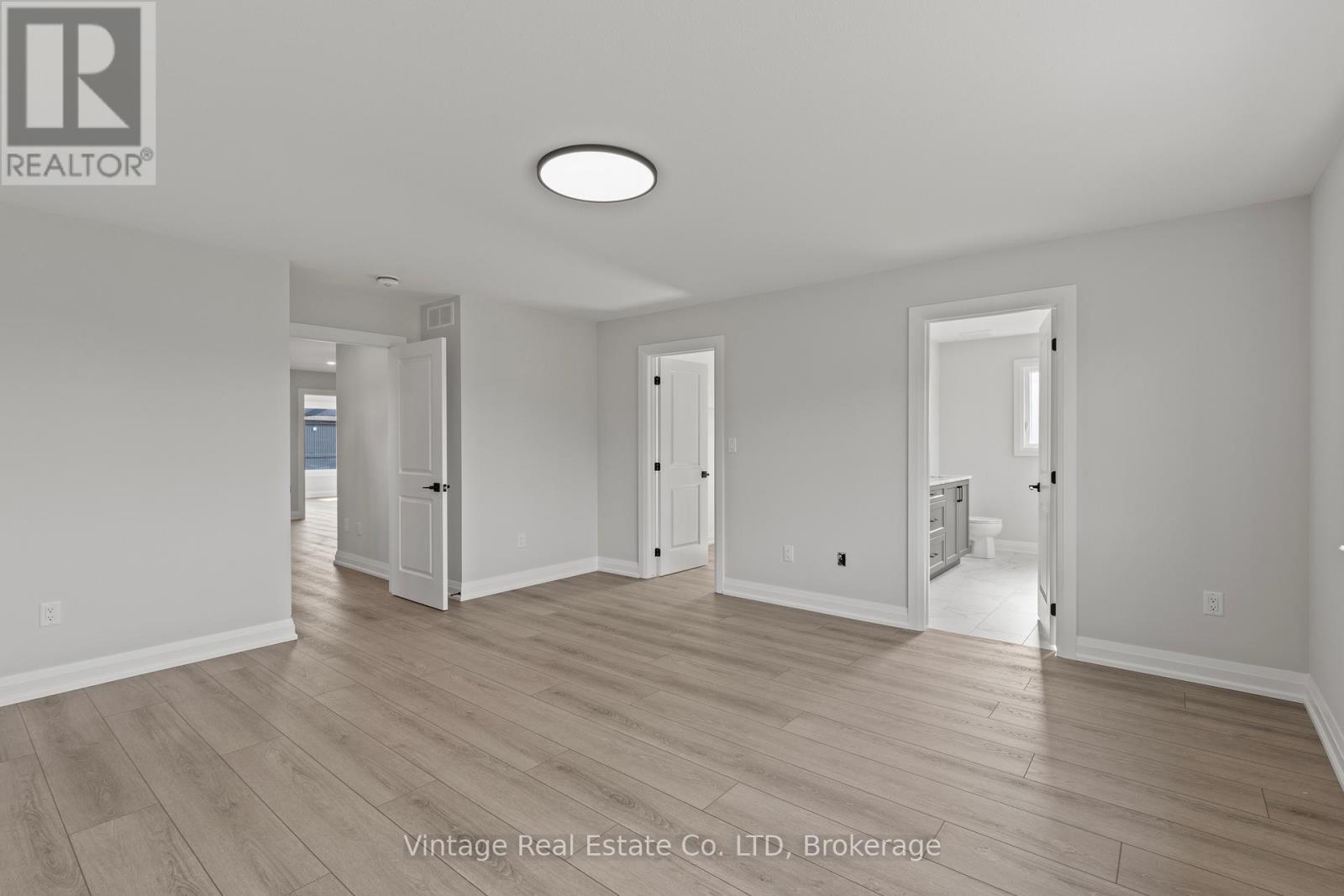 7455 Majestic Trail, Niagara Falls, Ontario  L2H 3V9 - Photo 16 - X12694164