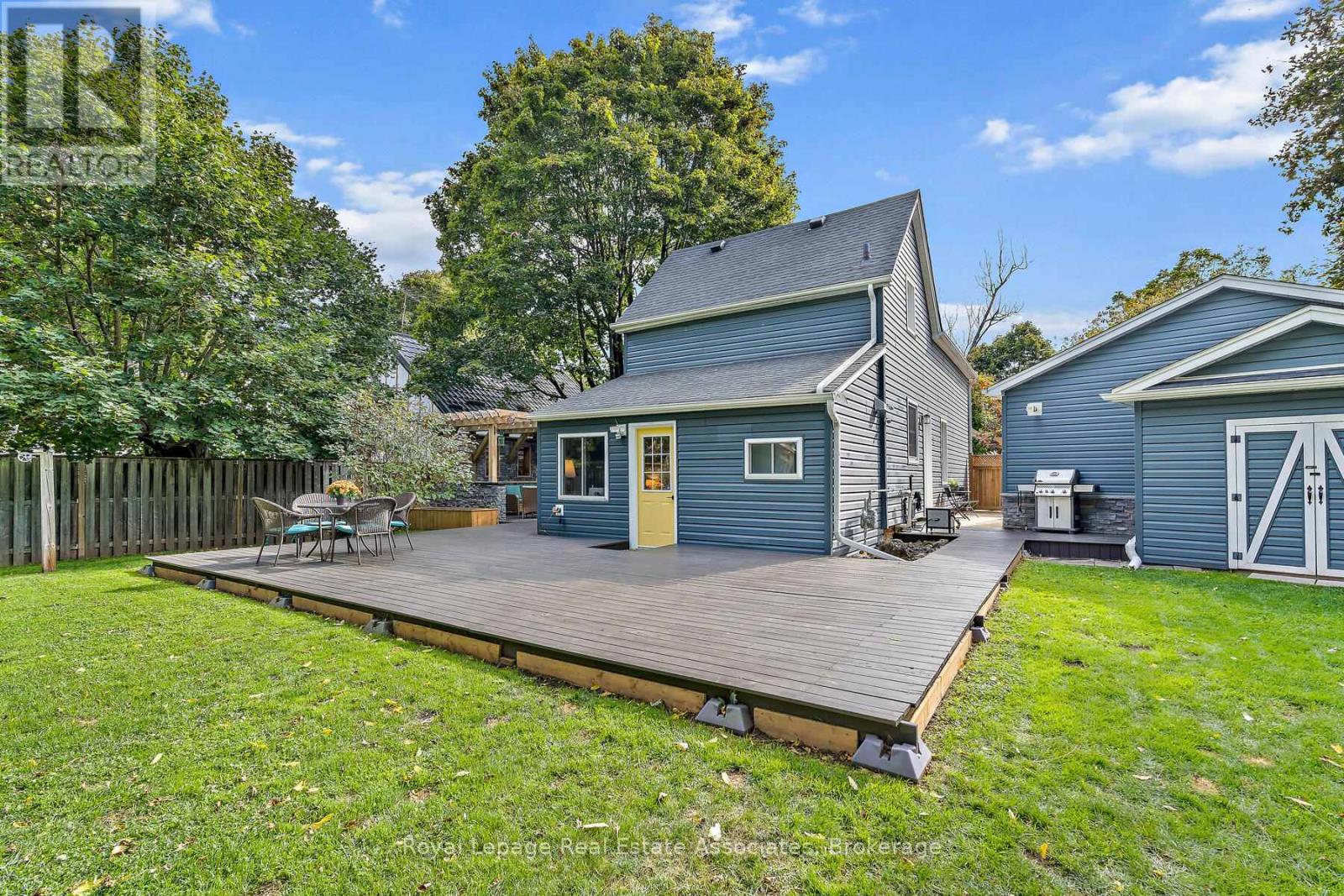 119 Crescent Street, Halton Hills, Ontario  L7J 2E1 - Photo 46 - W12694268