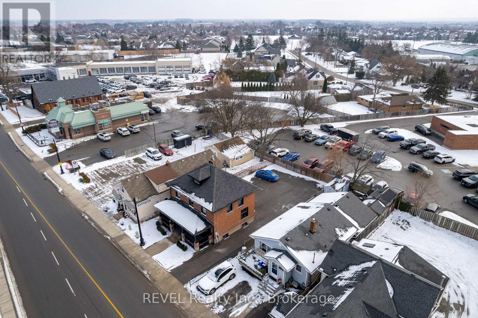 1507 Niagara Stone Road, Niagara-On-The-Lake, Ontario  L0S 1J0 - Photo 33 - X12694172