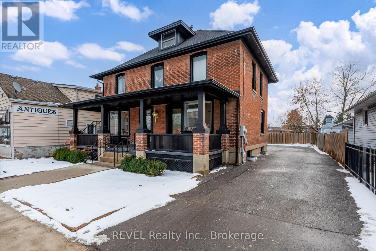 1507 Niagara Stone Road, Niagara-On-The-Lake, Ontario  L0S 1J0 - Photo 3 - X12694172